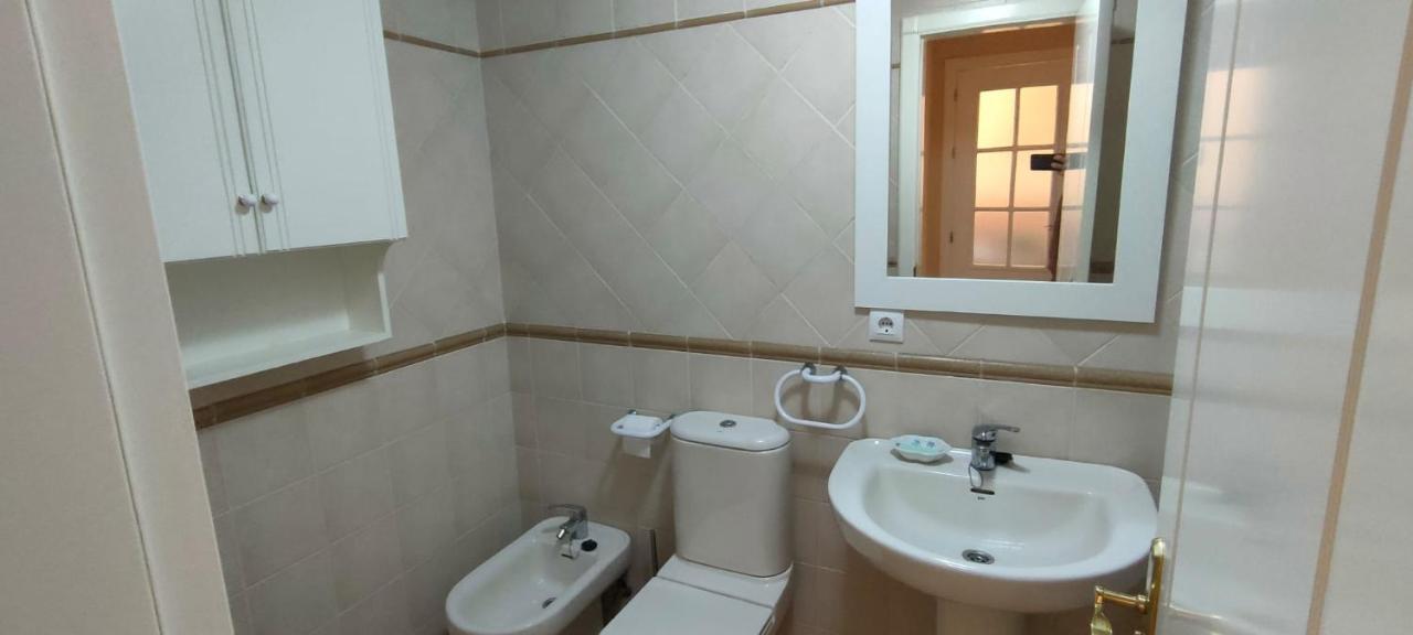 Apartamento 4ª Planta Urbanizacion Los Cisnes 阿亚蒙特 外观 照片